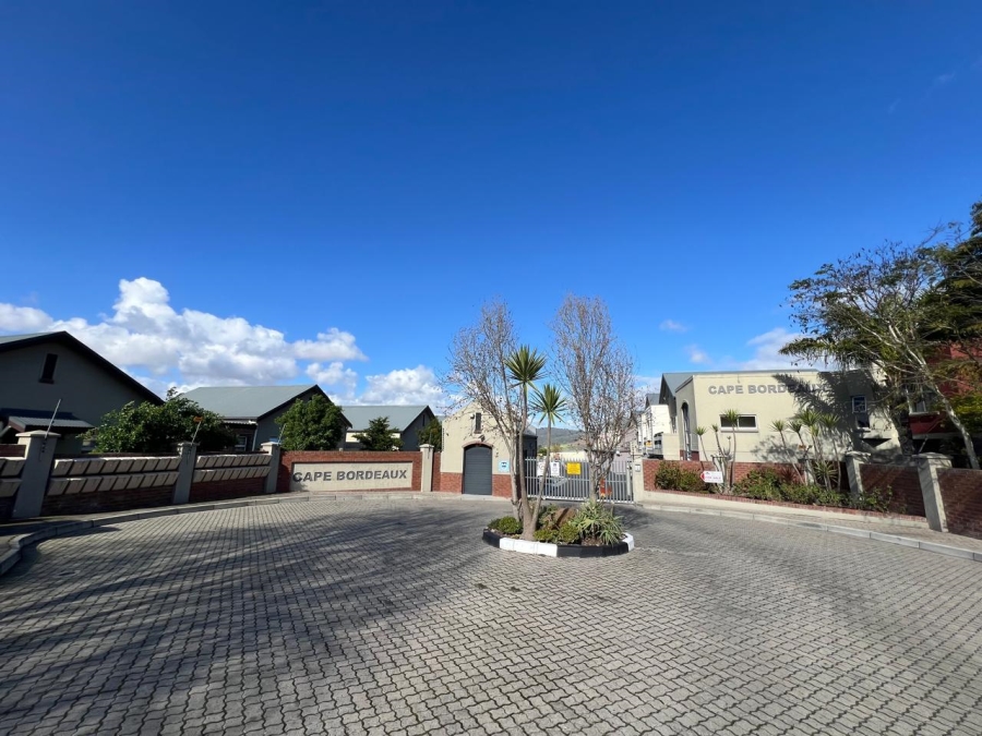 2 Bedroom Property for Sale in Brackenfell South Western Cape